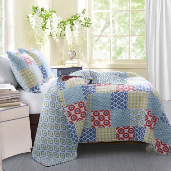 cxmicrotex Floral Patchwork Print Quilted Bedspread