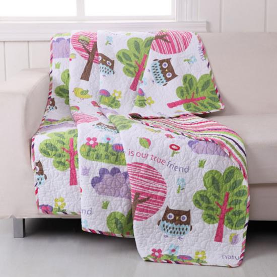 Reversible Quilted Throw Bedding